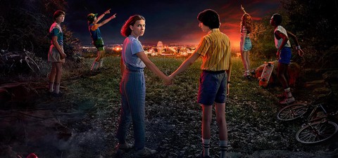 Alles zu “Stranger Things” auf Netflix - sogar mit Kaminfeuer