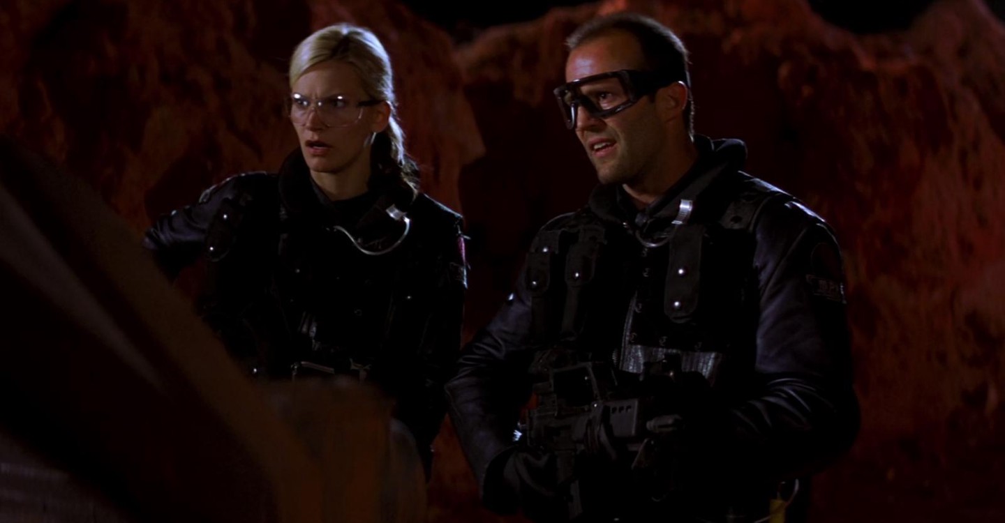 стэйтем 2000 призраки марса.