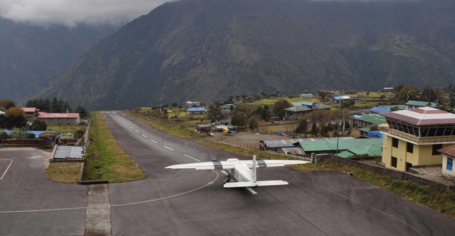 Most Extreme Airports