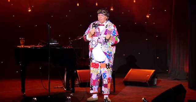 Roy Chubby Brown - Hangs up the Helmet Live