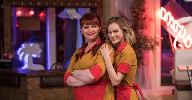 Two Broke Girls