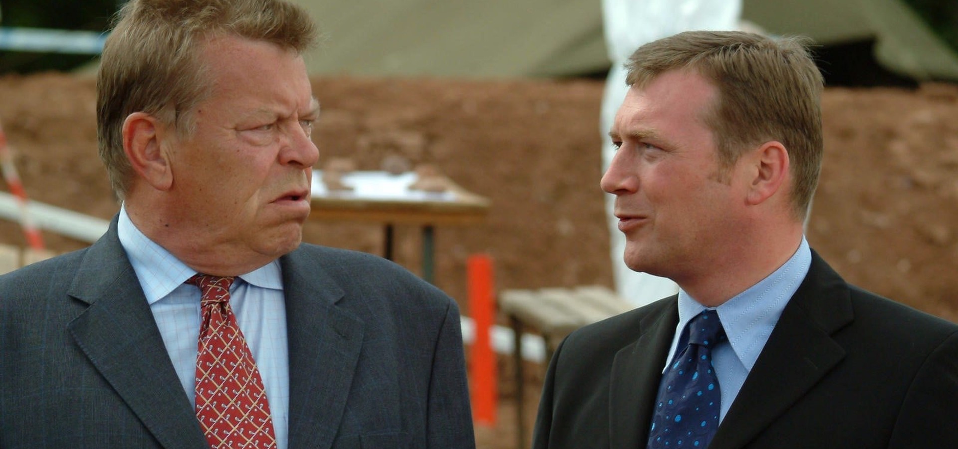 Dalziel and Pascoe Season 12 watch episodes streaming online