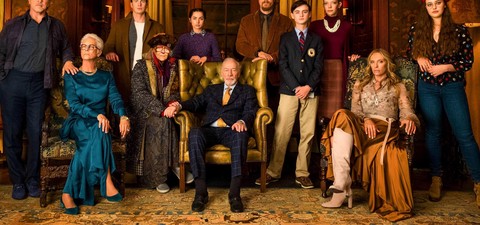 Les films 'À couteaux tirés' (Knives Out) dans l'ordre : où les voir en streaming ?