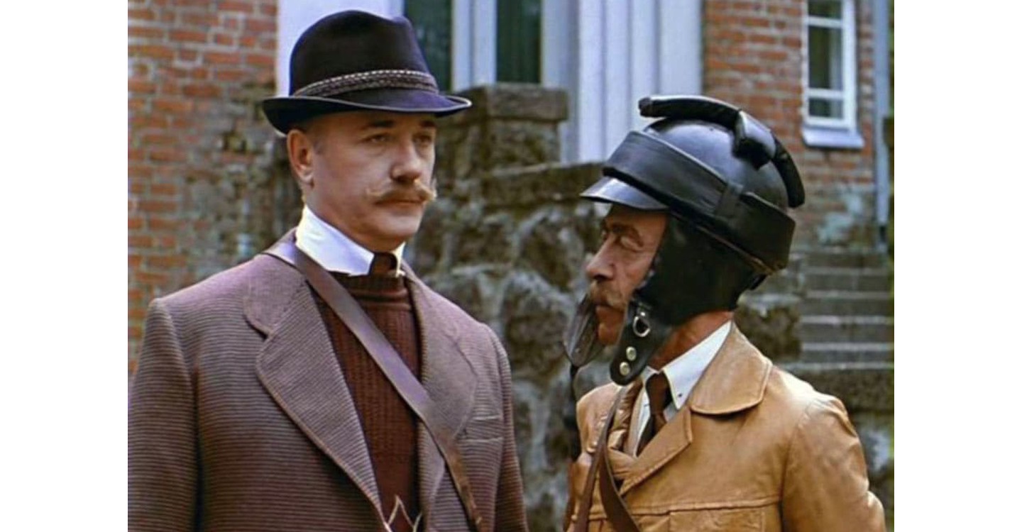 Майкрофт холмс клюев. Шерлок холмс ссср двадцатый век начинается. Леонид куравлёв приключения шерлока холмса и доктора ватсона. Двадцатый век начинается 2. Шерлок холмс и доктор ватсон: двадцатый век начинается(1986) фон борк.