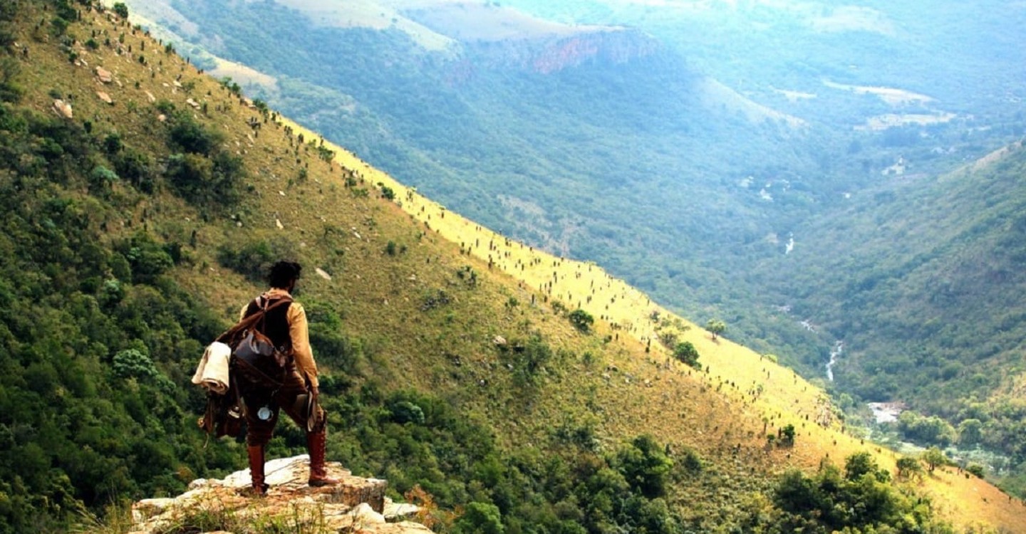 Горе 1. Лунная гора индийский фильм. Лунная гора фильм 2013. Pahar. Пахар Пахар.