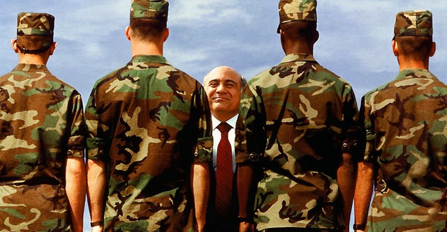 Un poeta entre reclutas