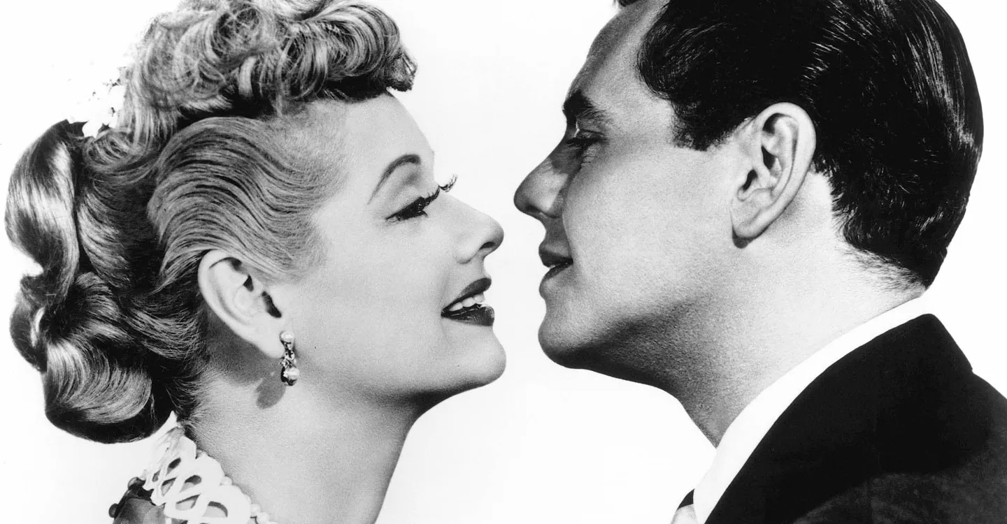 5 Classic TV Shows That Still Hold Up (Even If You're Not A Boomer)