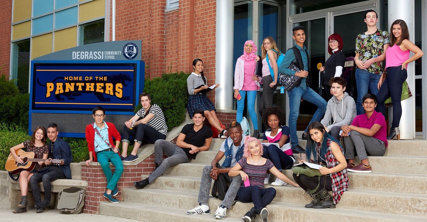 Следующую классную. Degrassi: next class. Деграсси новый класс. Деграсси 2016.