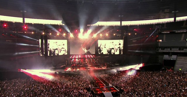 Indochine: Putain de stade