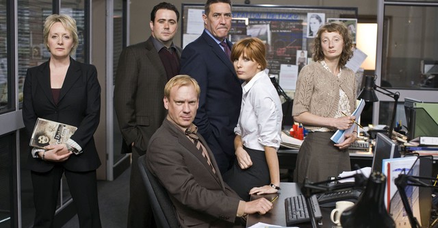 Above Suspicion streaming tv show online