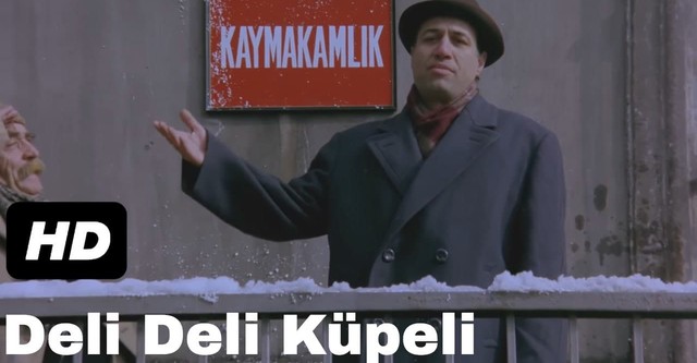 Deli Deli Küpeli