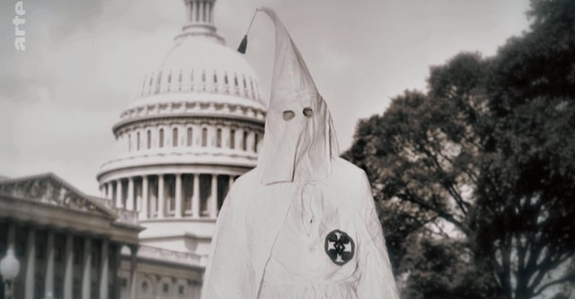 Ku Klux Klan: Uma História Americana