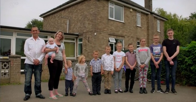 Big Family Values: More Kids Than Cash