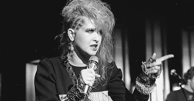 Cyndi Lauper -  Live in Paris