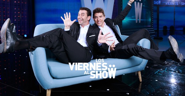 Los viernes al show