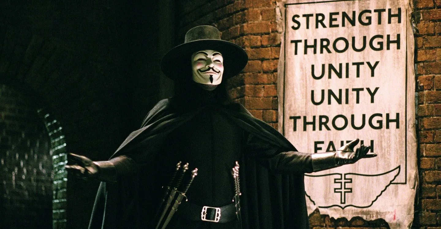 The 10 Best Hugo Weaving Movies & TV Shows (And Where You Can Watch Them)