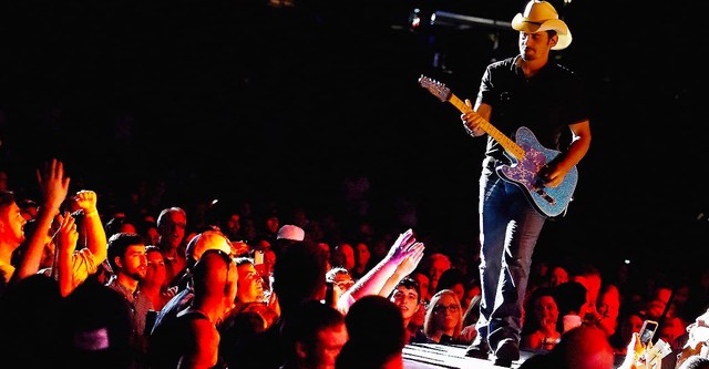 Brad Paisley Life Amplified World Tour
