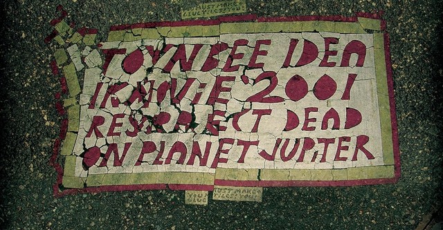 Resurrect Dead: The Mystery of the Toynbee Tiles