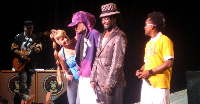 Black Eyed Peas: Live from Sydney to Vegas