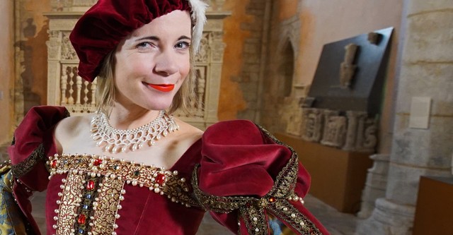 Lucy Worsley's Christmas Carol Odyssey