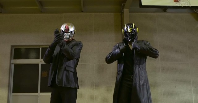 仮面ティーチャー