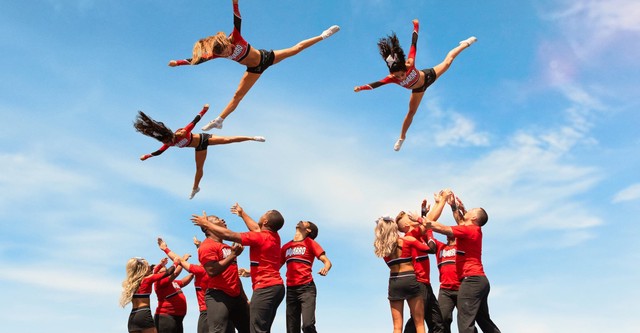 Cheerleaders en acción