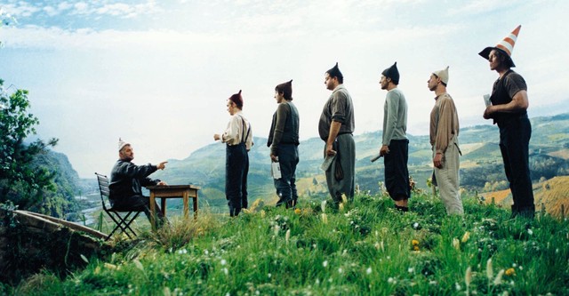 7 nains - hommes seuls dans le bois