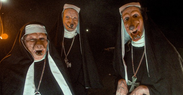 Skowyt III: Torbacze