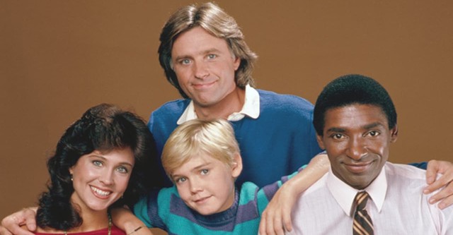 Silver Spoons Season 3 - watch episodes streaming online