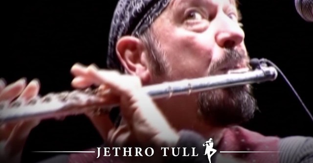 Jethro Tull: Living With The Past