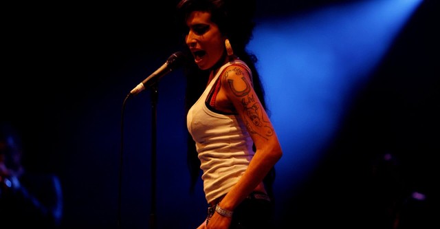 Amy Winehouse - Live at Les Eurockeennes de Belfort