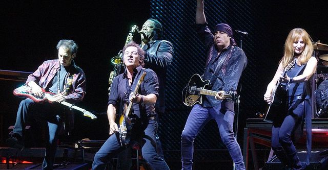 Bruce Springsteen & the E Street Band - Live in Barcelona