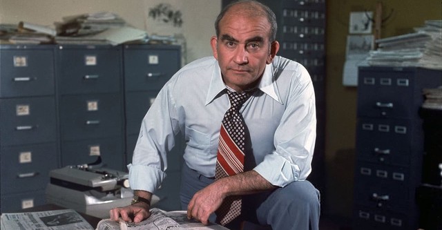 Lou Grant - watch tv show streaming online