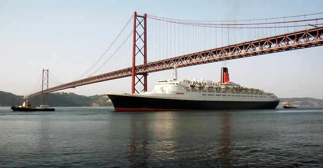 QE2: The World's Greatest Cruise Ship