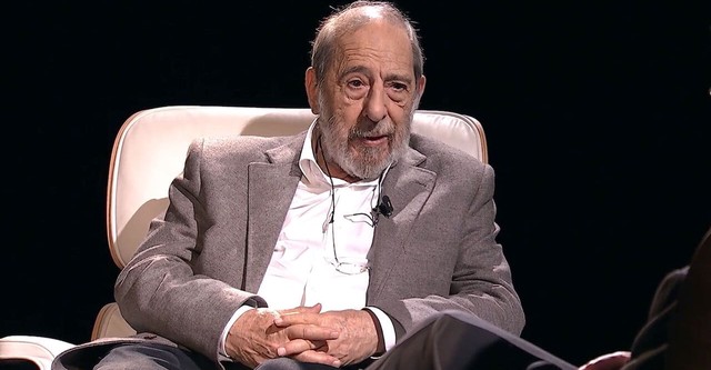 Auf Eine Zigarette mit Álvaro Siza