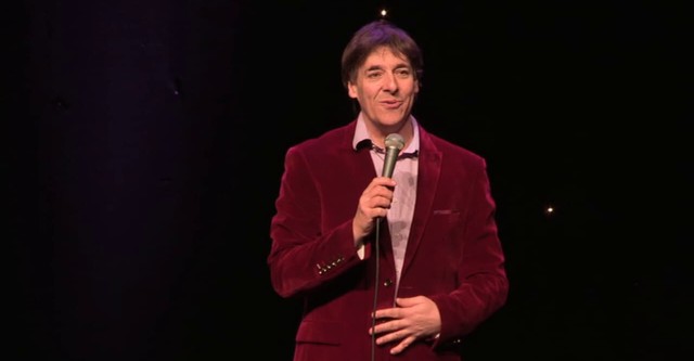 Mark Steel: Mark Steel's in Town