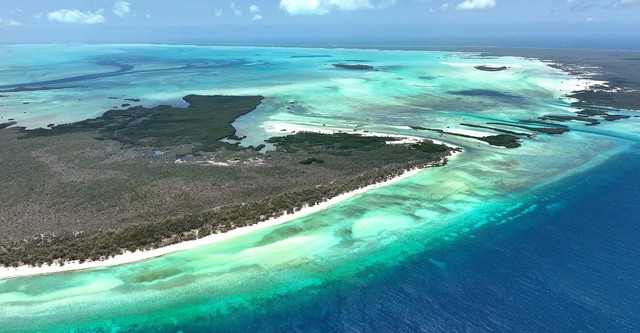 Au coeur des atolls de l'océan Indien - À bord d'une expédition scientifique