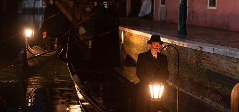 "A Haunting in Venice" offizieller Trailer: Oscar-Preisträgerin Michelle Yeoh und Kenneth Branagh als Hercule Poirot in einem spannenden Venedig-Mysterium