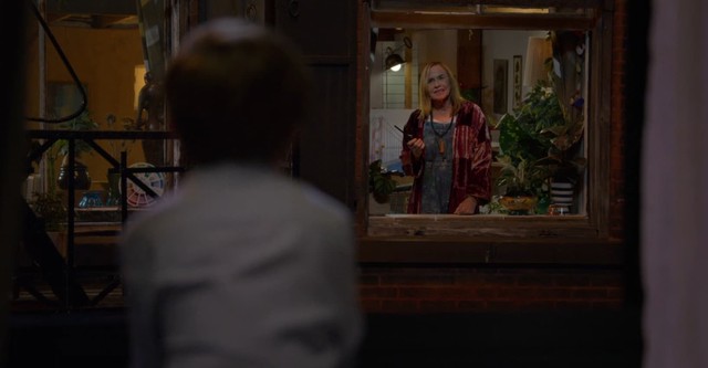 Aquí está la abuela