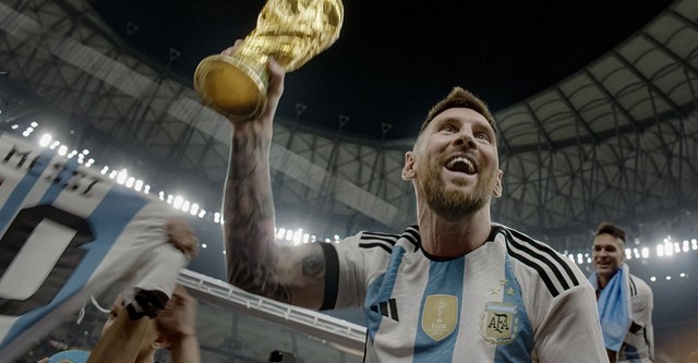 قادة منتخبات العالم