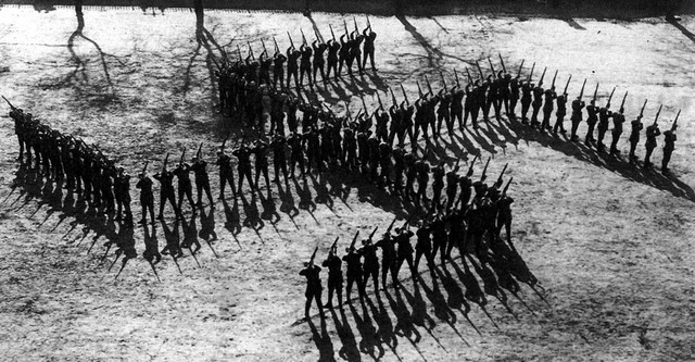 Schwarze Sonne - Mythologische Hintergründe des Nationalsozialismus