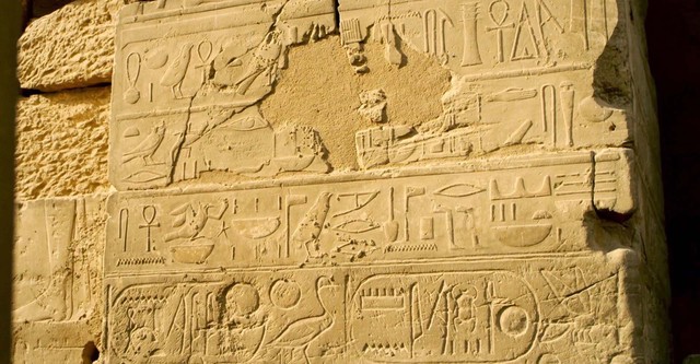 Das Geheimnis der Hieroglyphen - Champollions Geniestreich