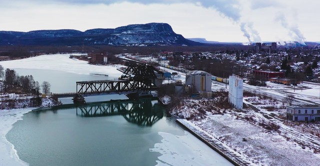 Meurtres à Thunder Bay