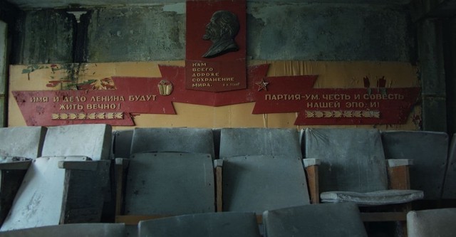 Collapse: The Dissolution of the Soviet Union