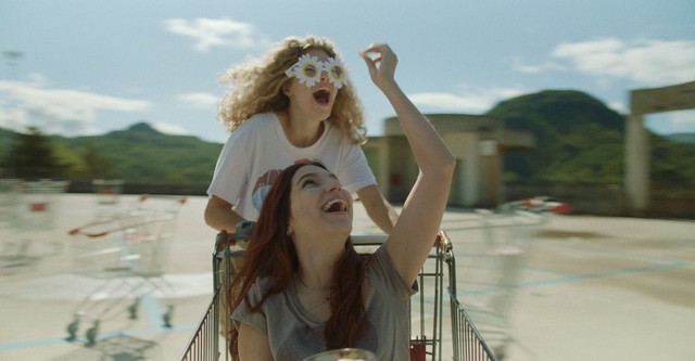 Girls Don't Cry streaming: where to watch online?