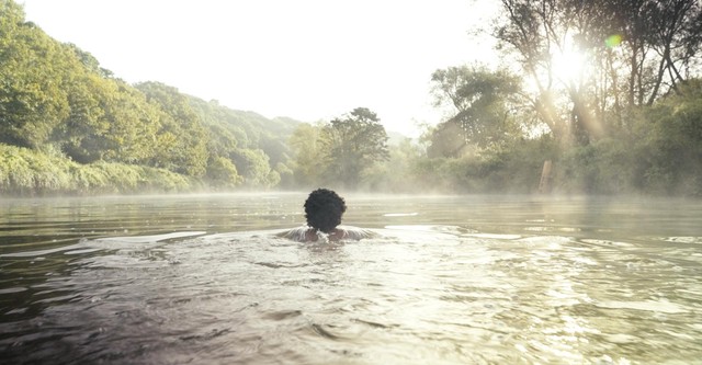 Rave On for the Avon