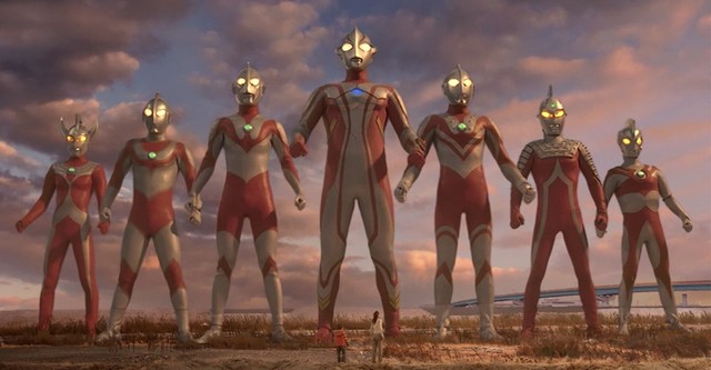 Ultraman Mebius y los Hermanos Ultraman