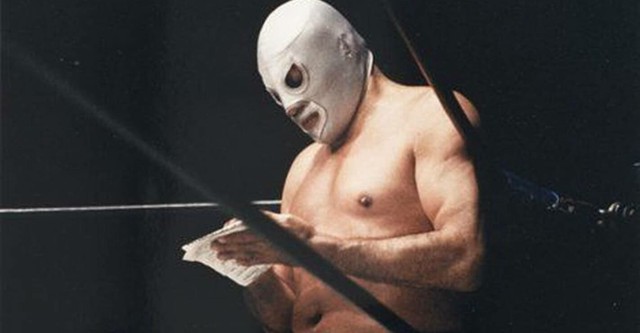 Santo: la leyenda del enmascarado de plata