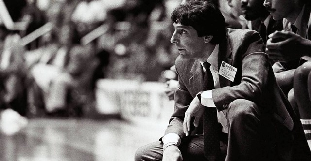 Sobrevive y avanza. La historia de Jim Valvano