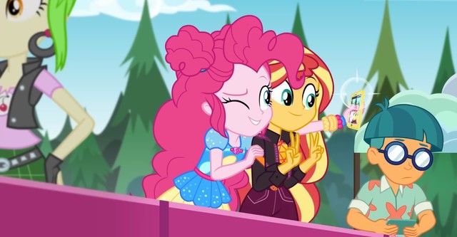 My Little Pony: Equestria Girls - Sunset's Backstage Pass